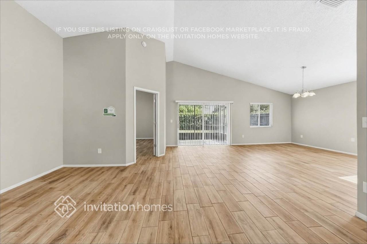 1517 Chepacket St - Photo 3 of 19