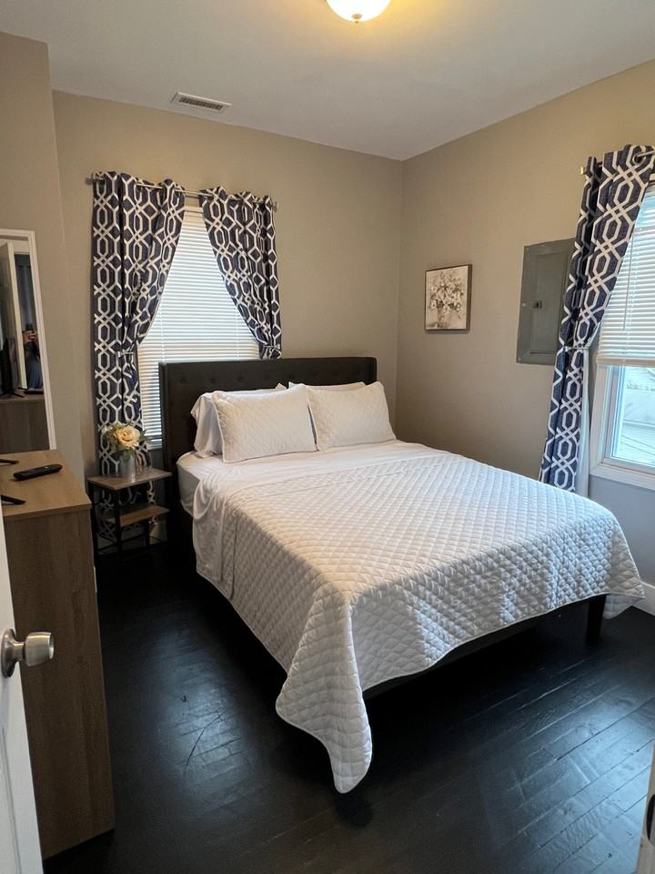 1213 Jordan Ave #1213 - Photo 2 of 21