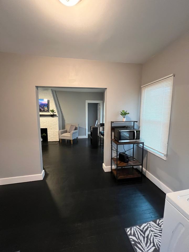 1213 Jordan Ave #1213 - Photo 6 of 21