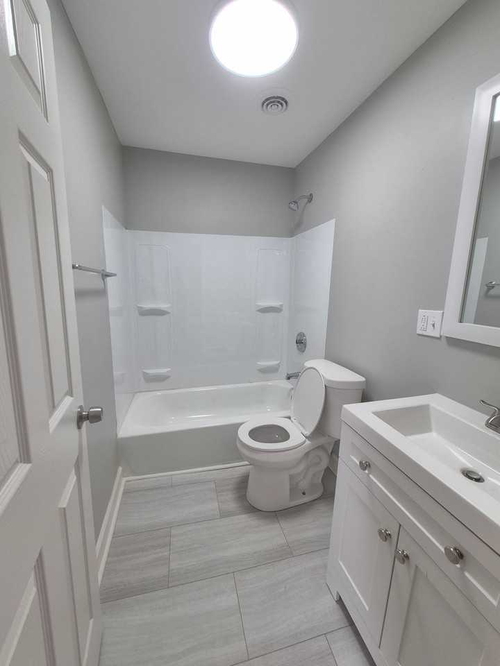 2815 West Harrison - Photo 3 of 35