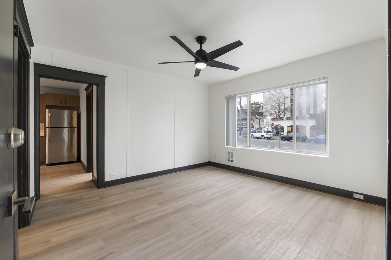 Kensington and Lauriston - Photo 5 of 19