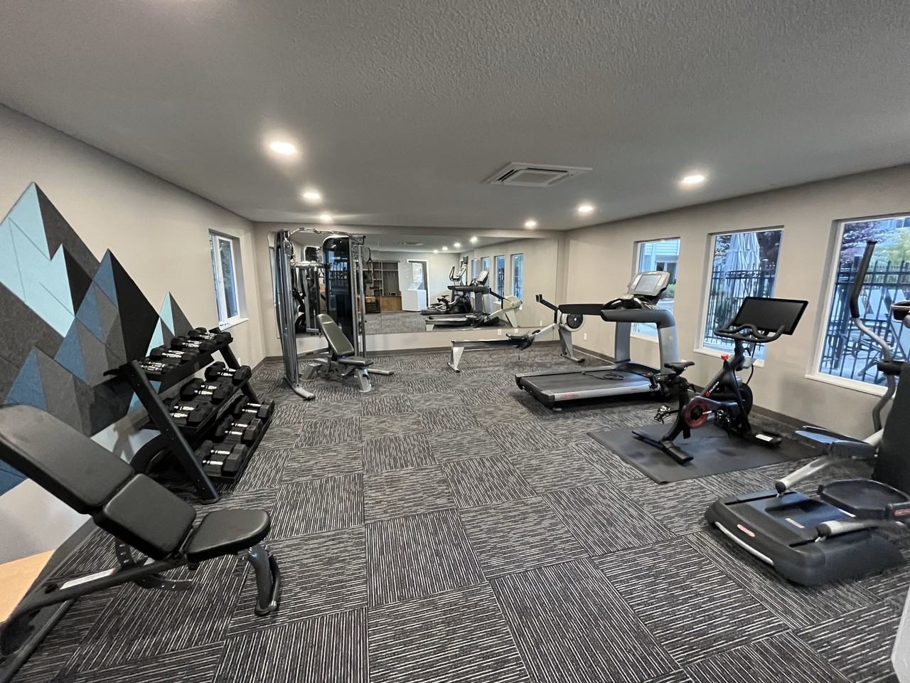 The Hideaway at University Place - Photo 6 of 24