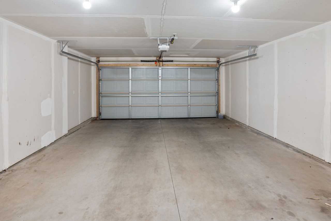 41st Street Commons - Photo 5 of 6