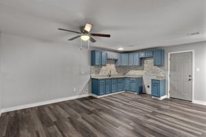 featured image of 2010 E Alcy Rd