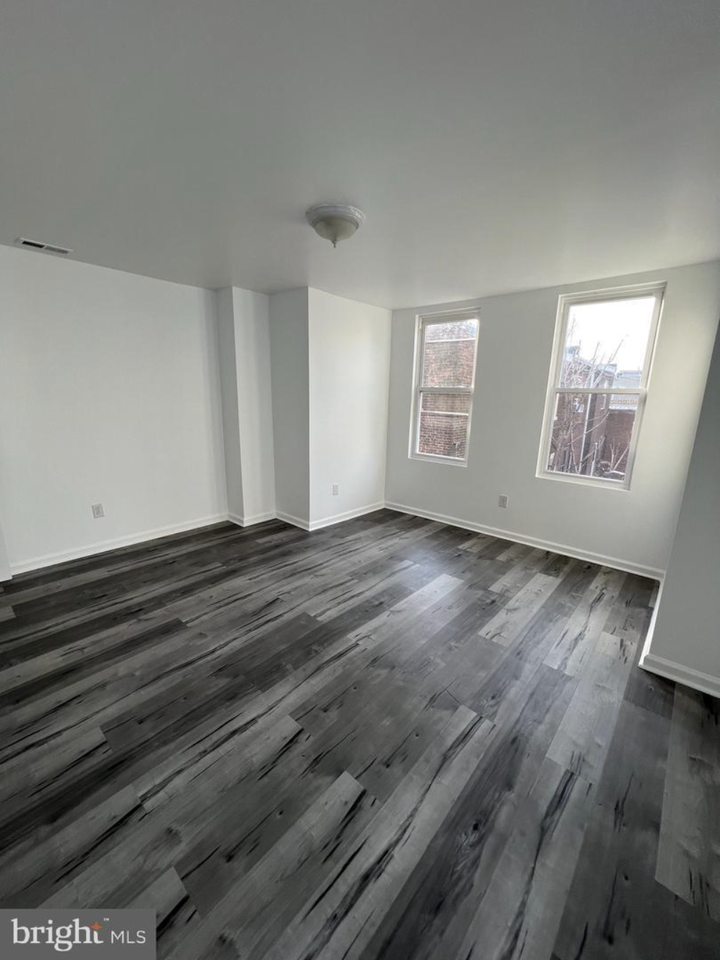 206 S 53rd St #2 - Photo 2 of 13