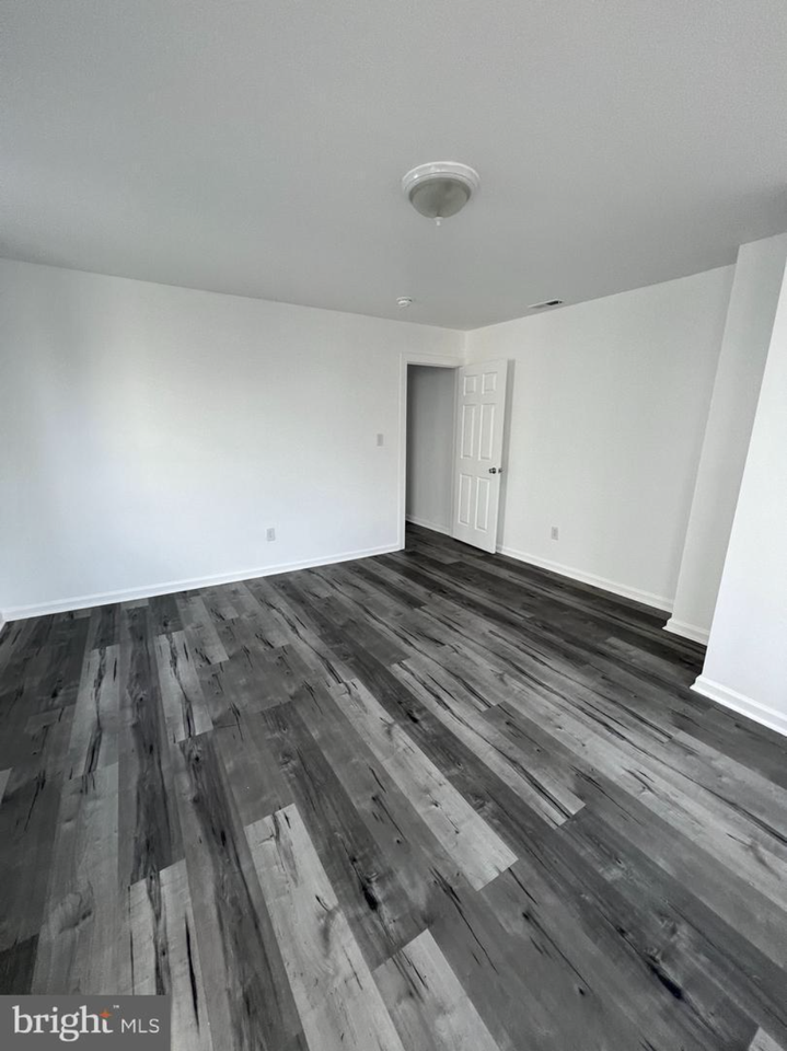 206 S 53rd St #2 - Photo 7 of 13