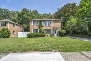 featured image of 1787 Tanglewood Dr