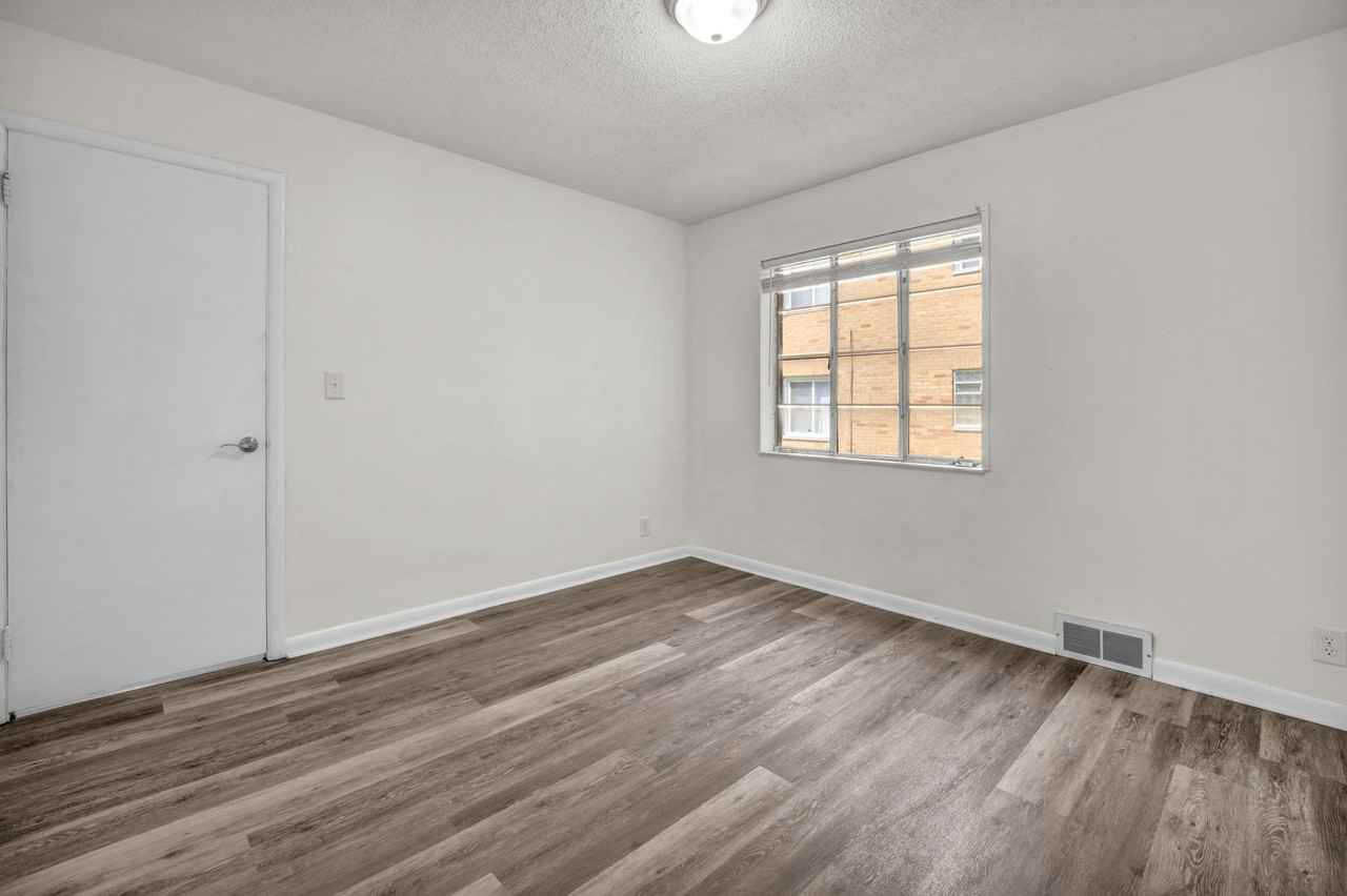 1787 Tanglewood Dr - Photo 7 of 26