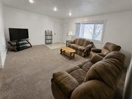 featured image of 220 N Fanning Ave
