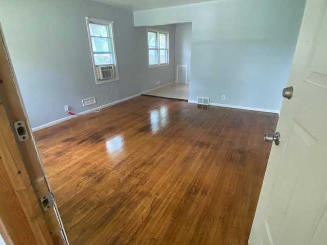 4037 Fremont Ave N #4037 - Photo 5 of 6