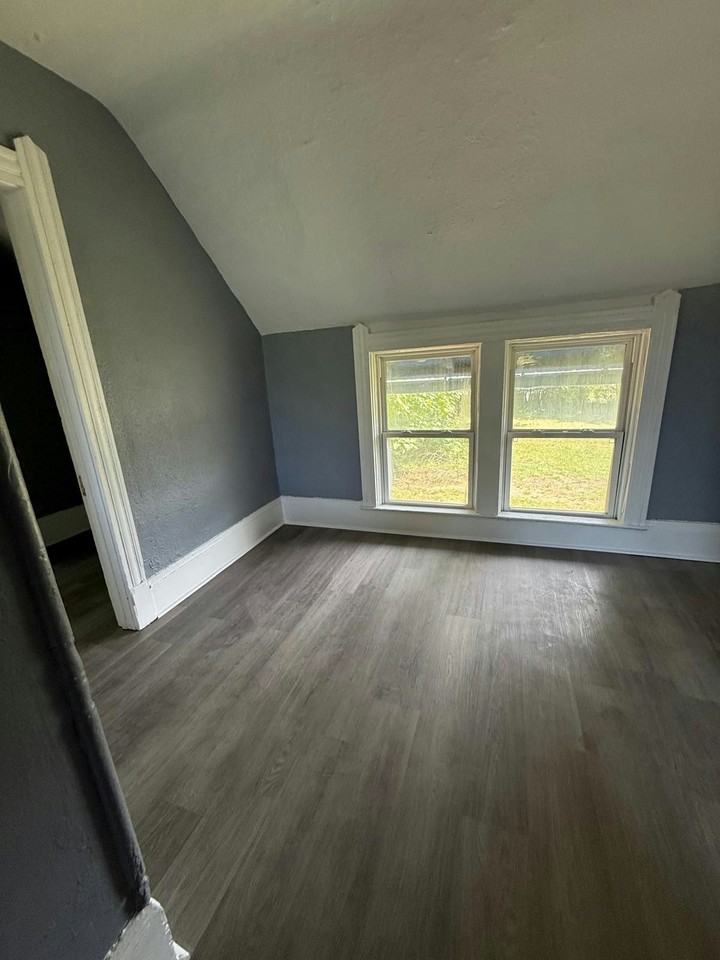 1377 E 66th St #2 - Photo 4 of 26