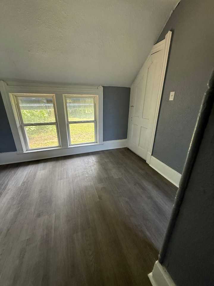 1377 E 66th St #2 - Photo 7 of 26