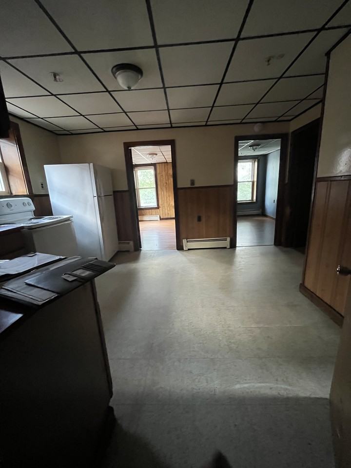 322 Waldo St #2B - Photo 6 of 12
