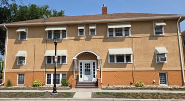 featured image of 731 7th St N #2