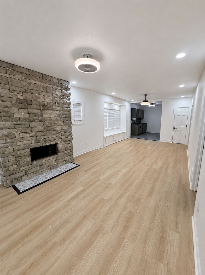 3639 Agnes Ave - Photo 3 of 12