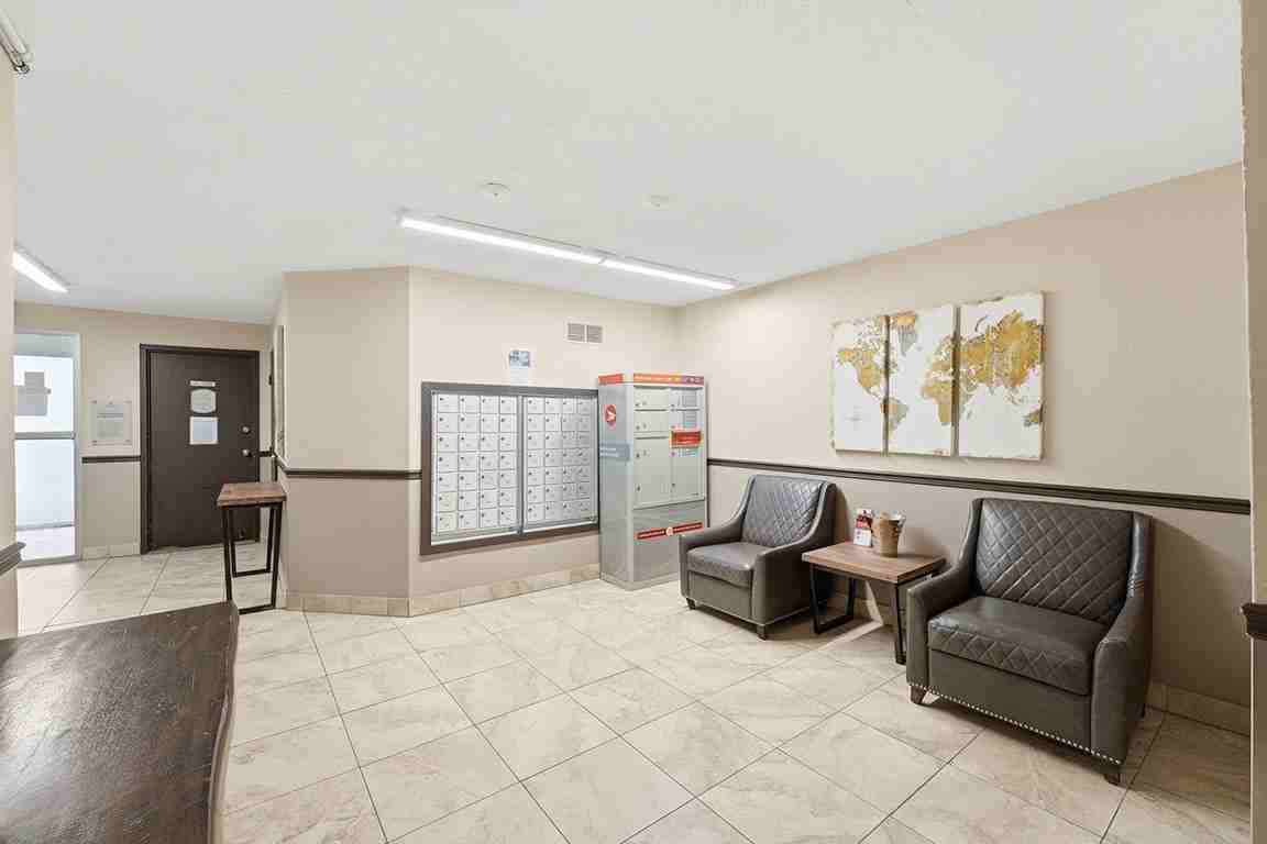 Kingsberry Towers Apartments - Photo 4 of 28