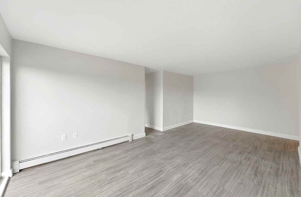 Kingsberry Towers Apartments - Photo 7 of 28