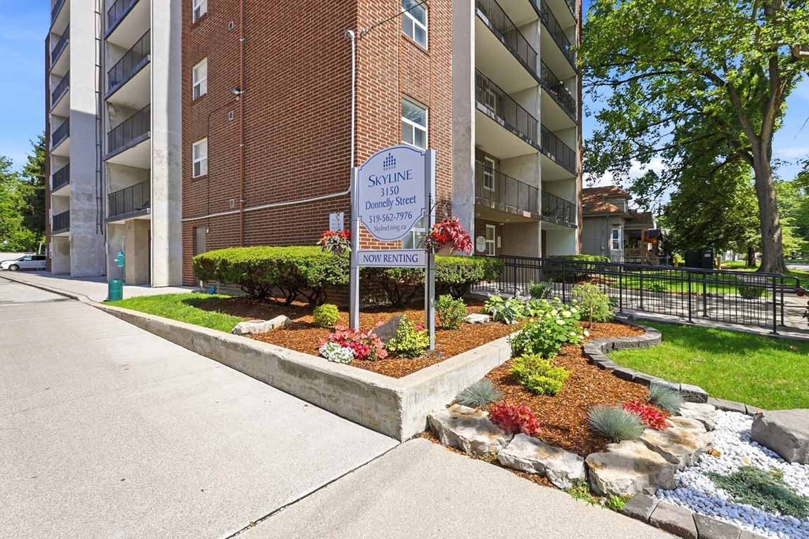 Bristol Place Apartments - Photo 2 of 31