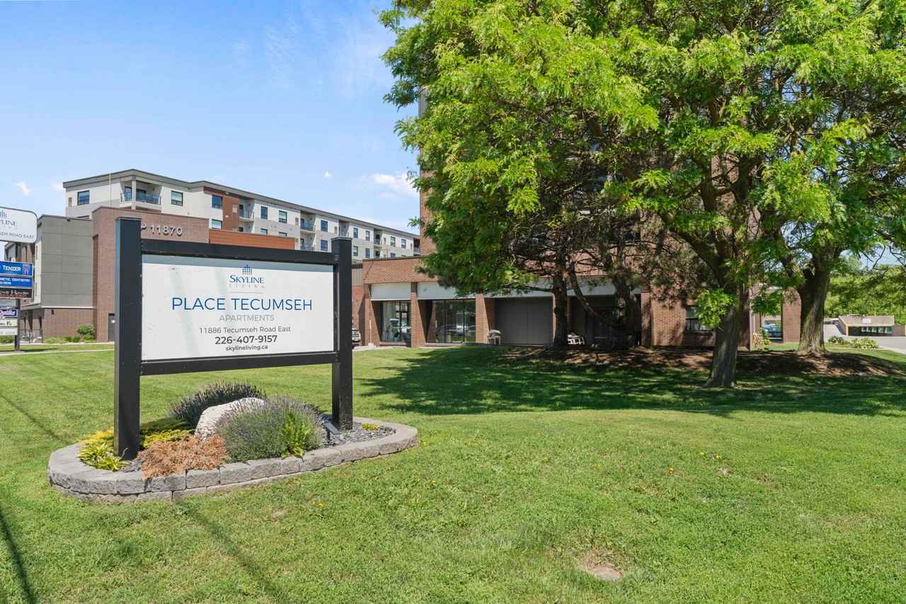 Place Tecumseh Apartments - Photo 3 of 21