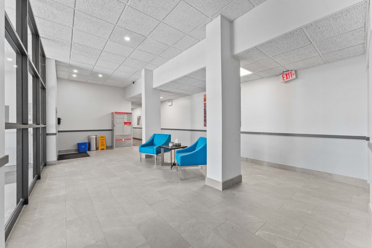 Place Tecumseh Apartments - Photo 5 of 21