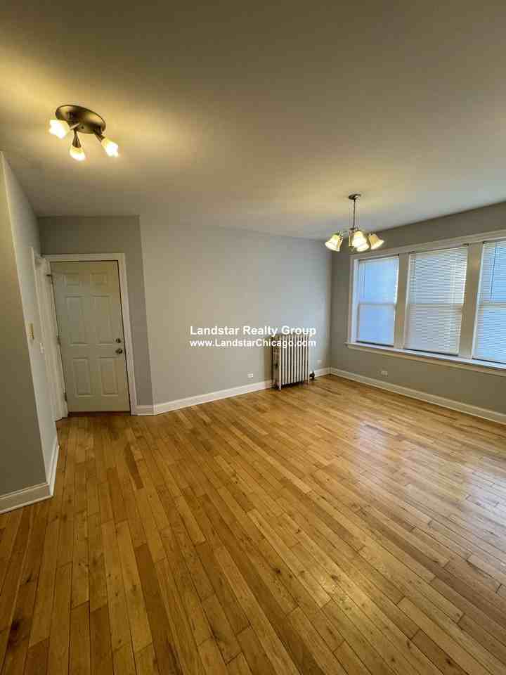 4542 West George Street #2 - Photo 3 of 6
