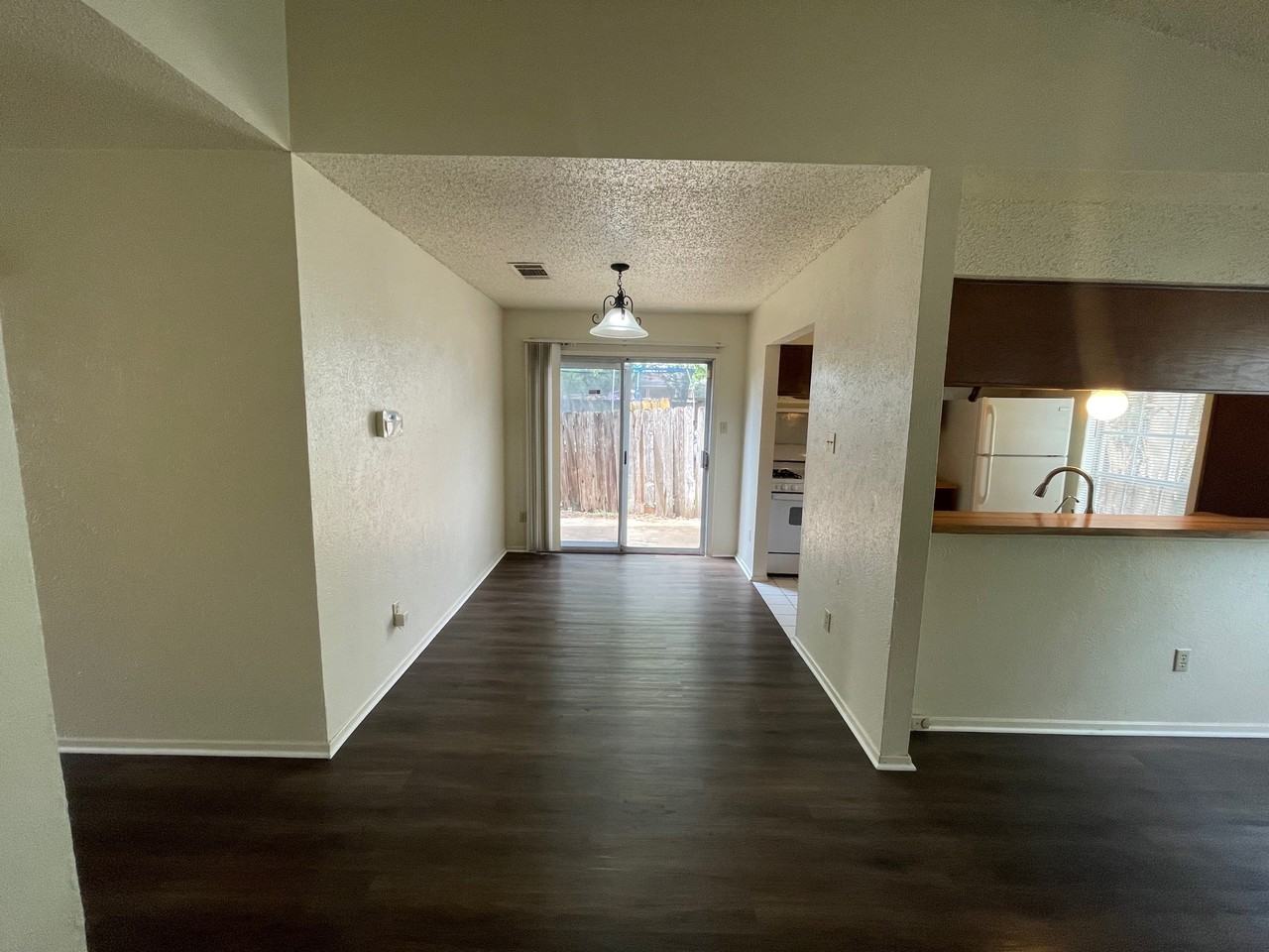 7603 Woodstone Cv #B - Photo 5 of 21