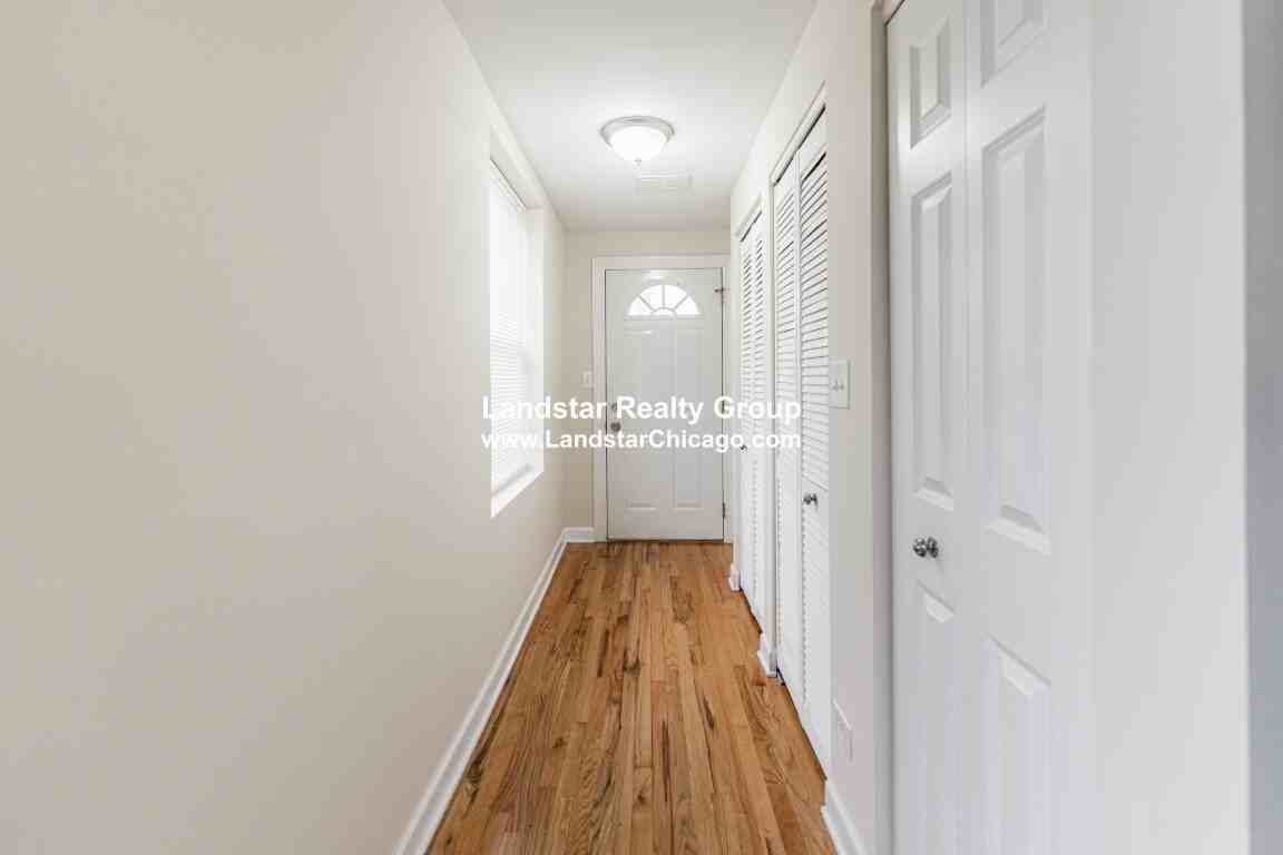4606 North Monticello Avenue #3n - Photo 7 of 13