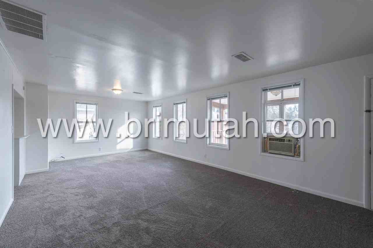1261 Alameda Ave #1263 - Photo 2 of 15