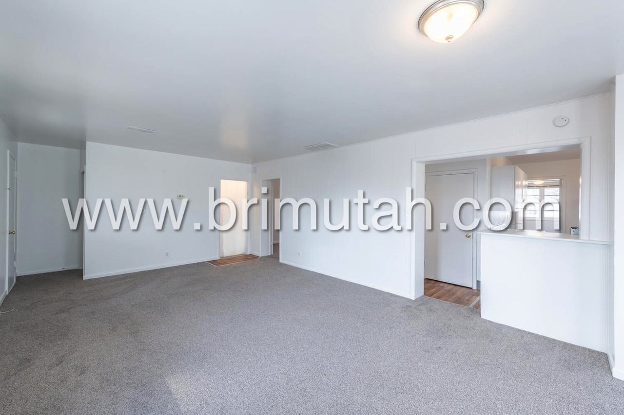 1261 Alameda Ave #1263 - Photo 4 of 15