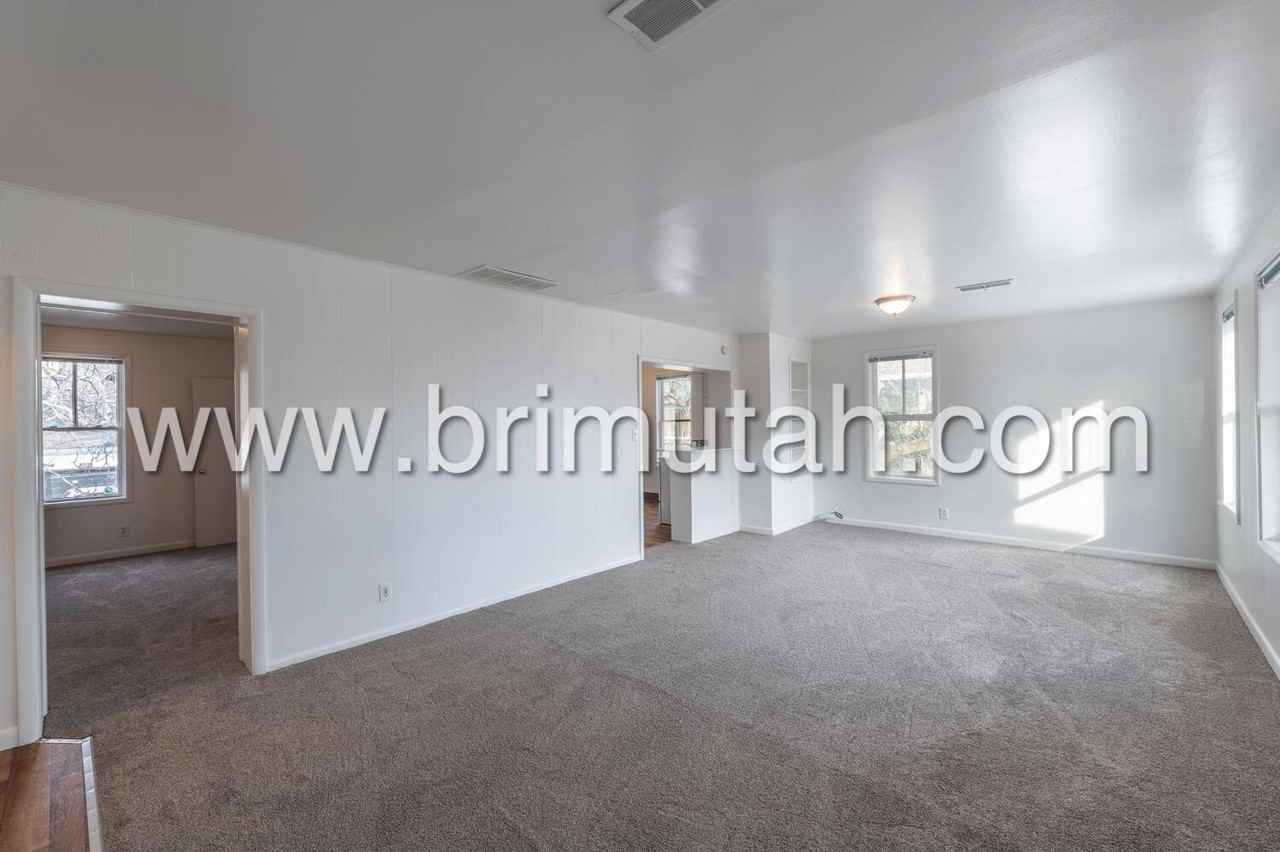 1261 Alameda Ave #1263 - Photo 5 of 15