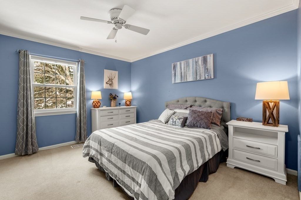 1107 Windsor Dr #1 - Photo 7 of 12