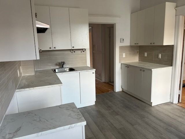 869 Avenue 6e - Photo 5 of 12