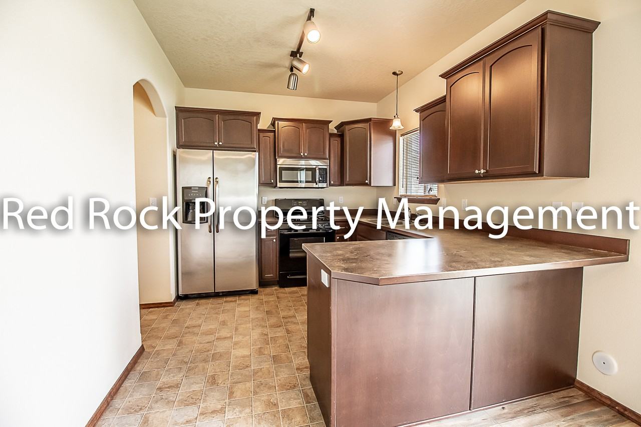 7527 N Carrington Ln #1 - Photo 5 of 37