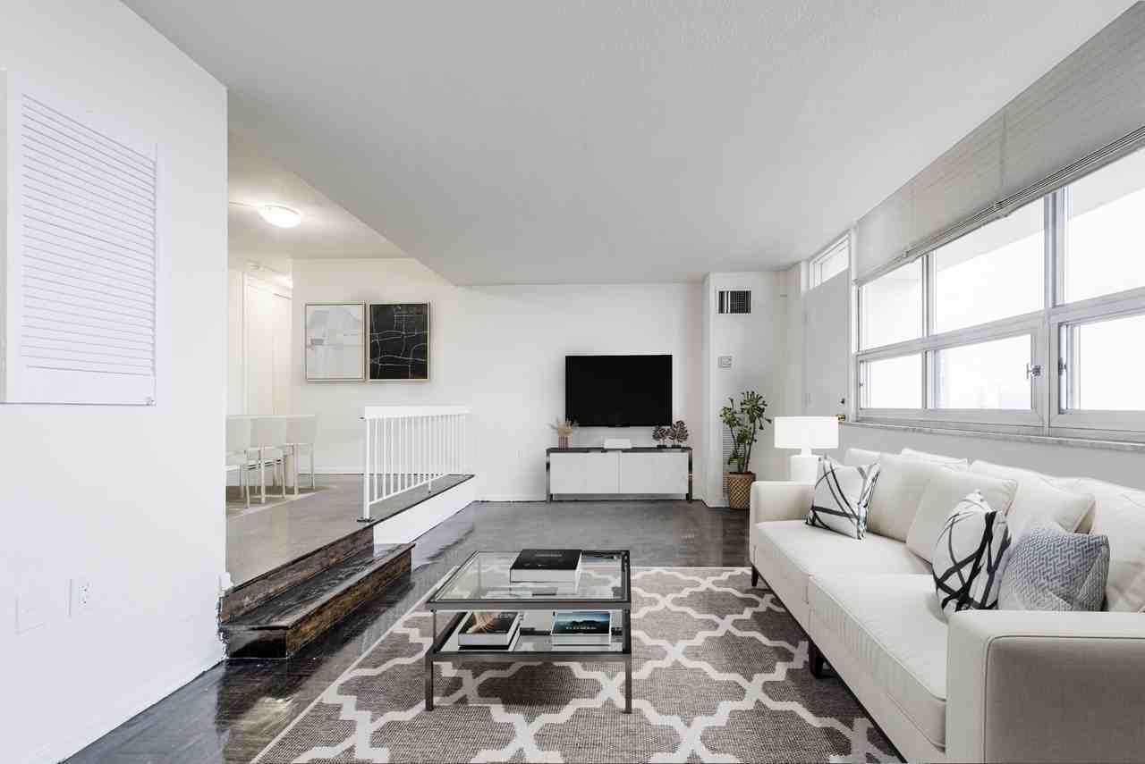 125 Neptune Drive - Photo 7 of 18
