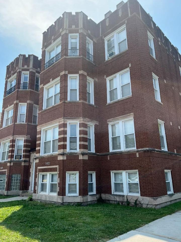 11432-34 S Indiana Ave Chicago IL 60628 - Photo 3 of 10