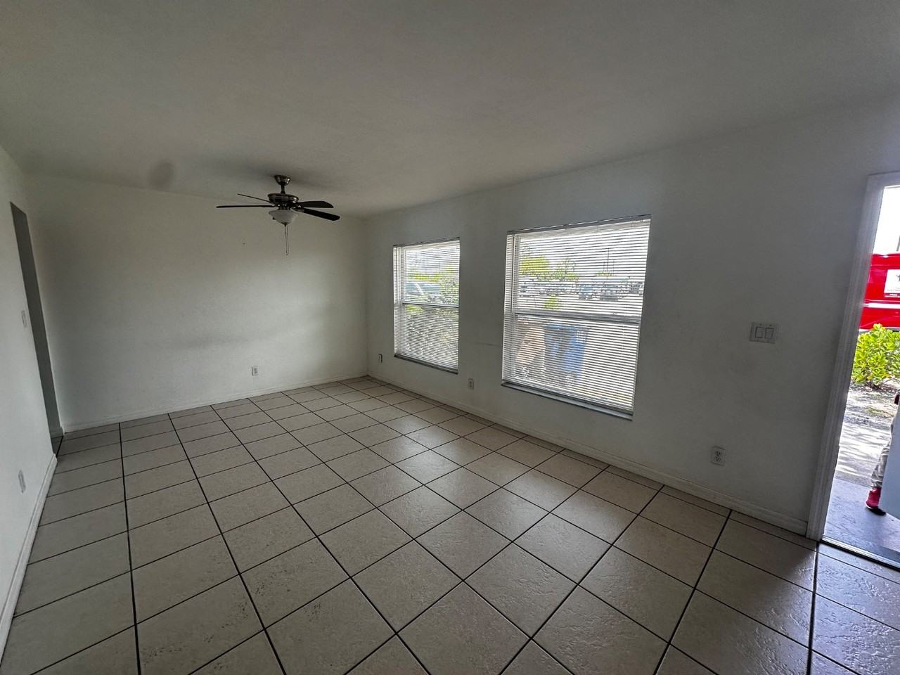 1151 S Loop Blvd - Photo 2 of 12