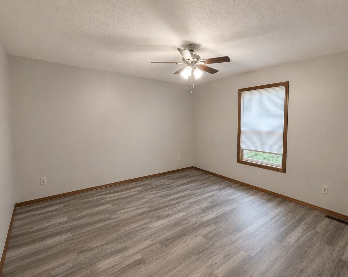 1607 N Grant Ave #1 - Photo 6 of 8