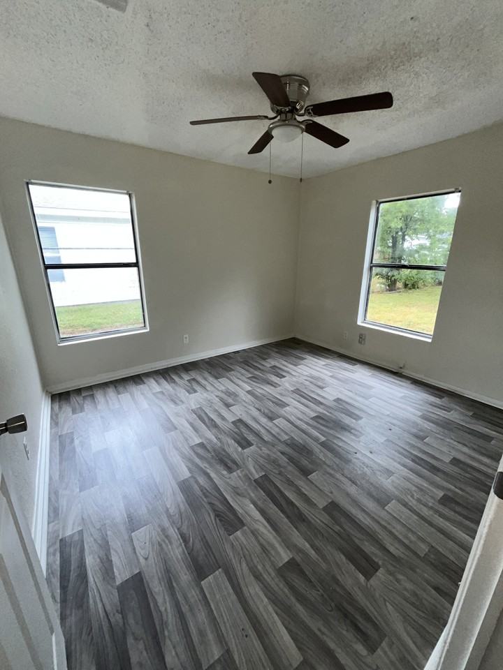 1708 Duncan Ave #1708 - Photo 4 of 10
