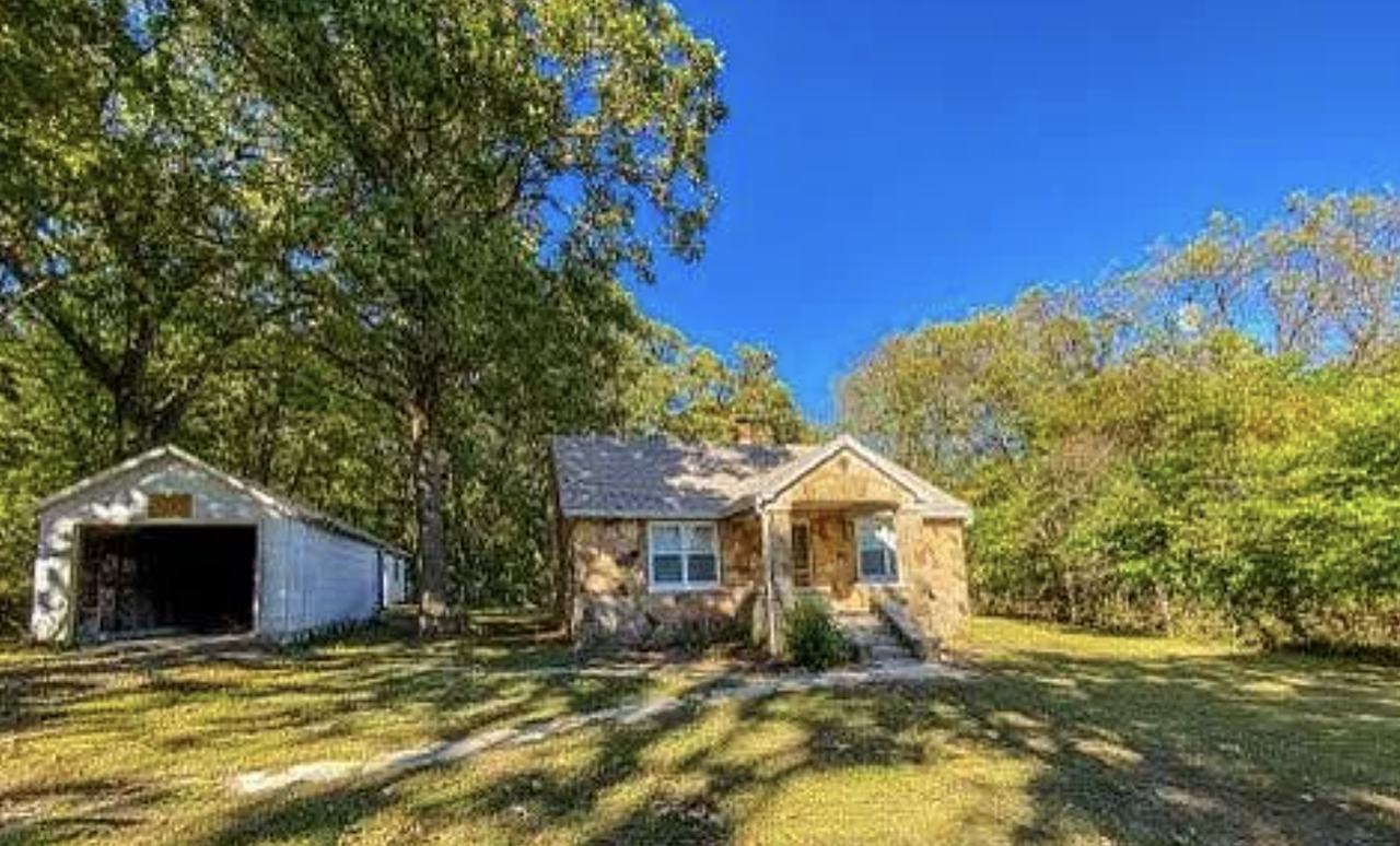 2761 W Farm Road 76 #1 - Photo 2 of 7