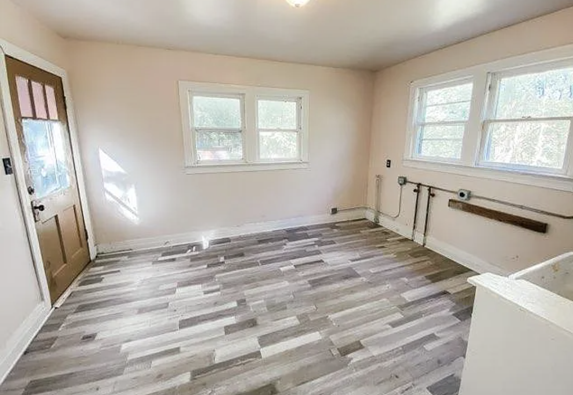 2761 W Farm Road 76 #1 - Photo 3 of 7