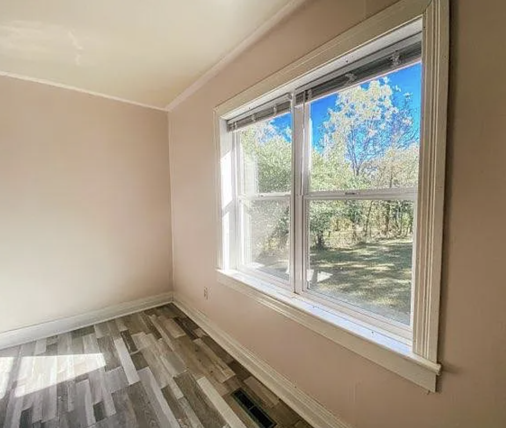 2761 W Farm Road 76 #1 - Photo 4 of 7