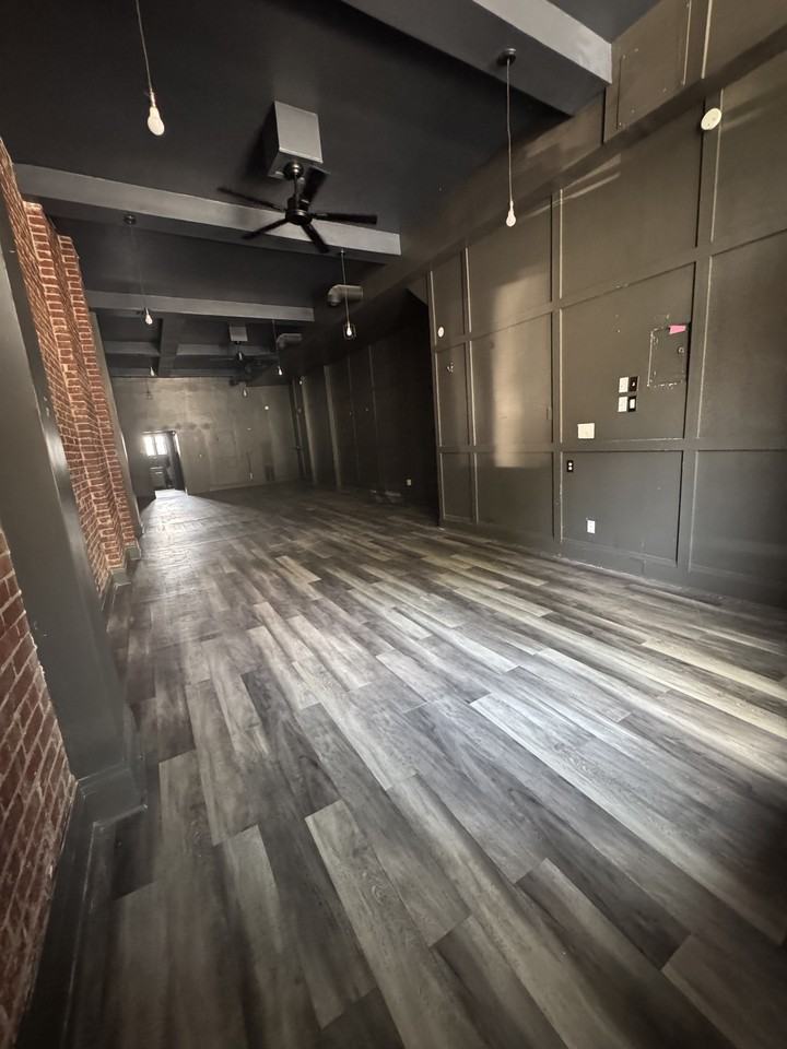 3533 Butler St #1 - Photo 6 of 8