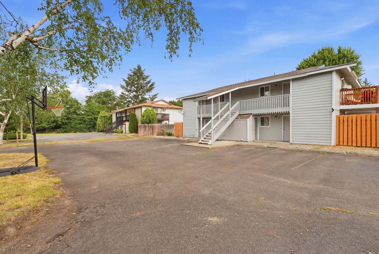 13121 E Skyview Ave #3 - Photo 3 of 23