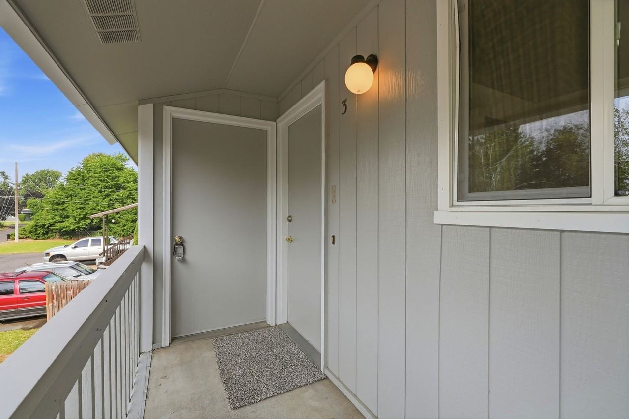 13121 E Skyview Ave #3 - Photo 5 of 23