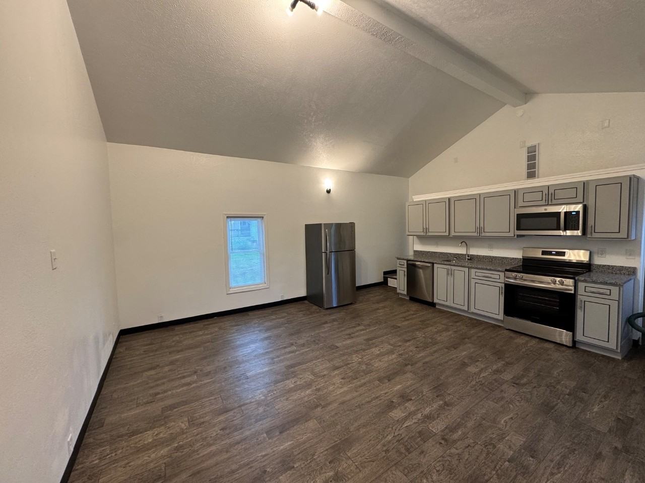 105 Prospect Ave - Photo 2 of 15