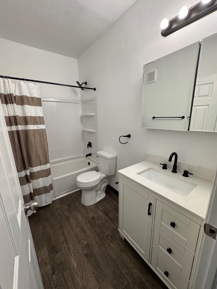 105 Prospect Ave - Photo 5 of 15