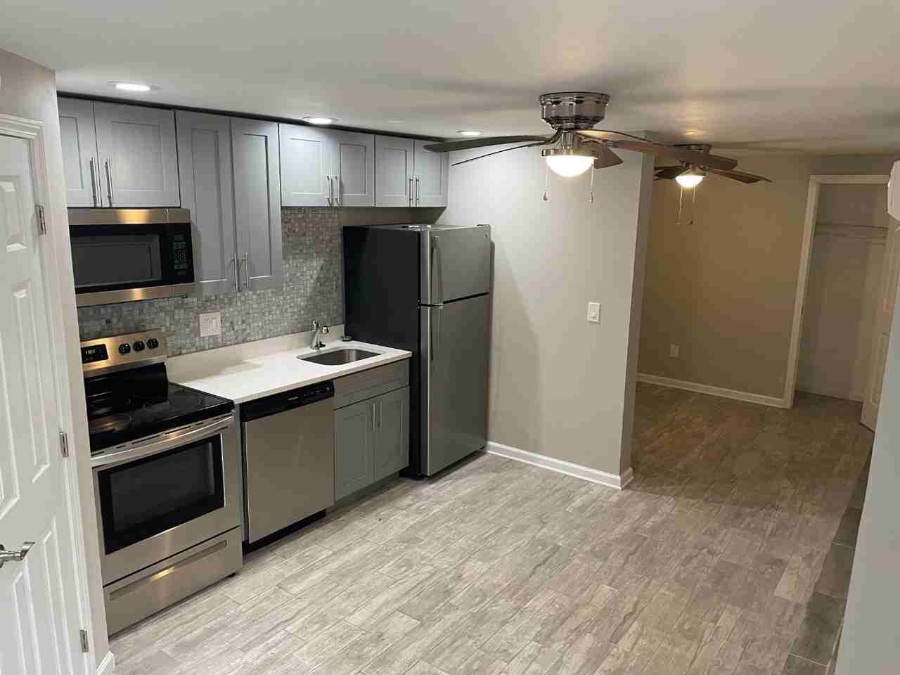 872 Vedado Way NE - Photo 6 of 11