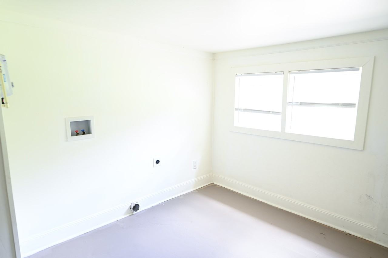 1871 Mount Pleasant Rd #1 - Photo 6 of 14