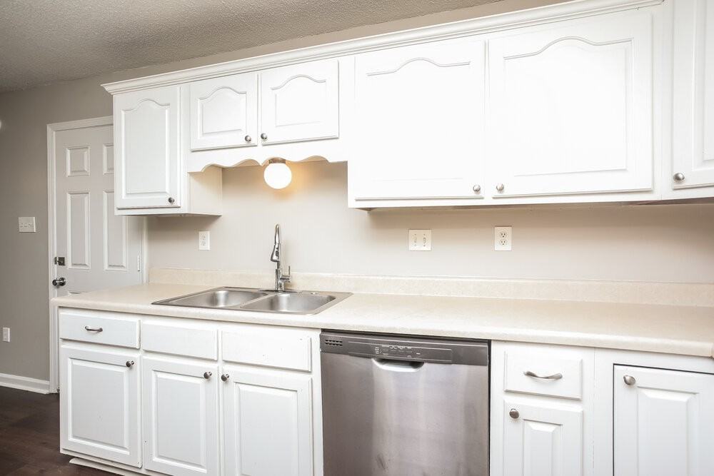 7576 Delta Lakes Blvd - Photo 7 of 17