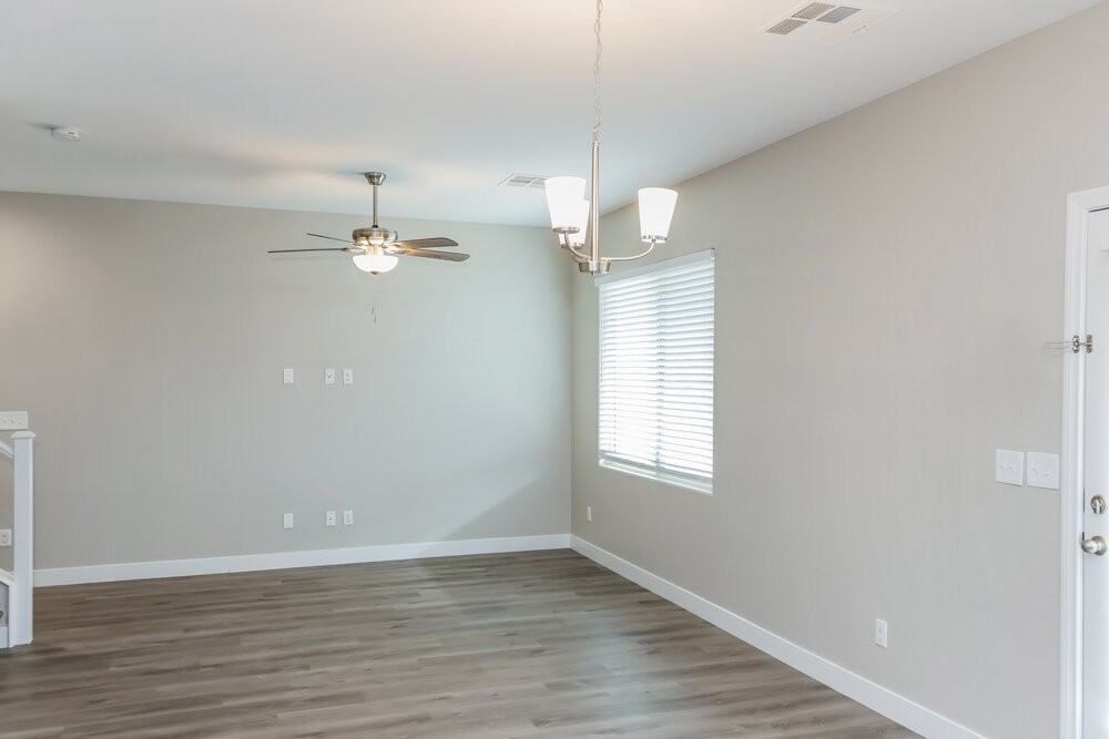 5428 Funks Grove Ln - Photo 5 of 17